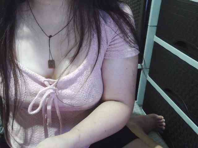 Cassiee webcam