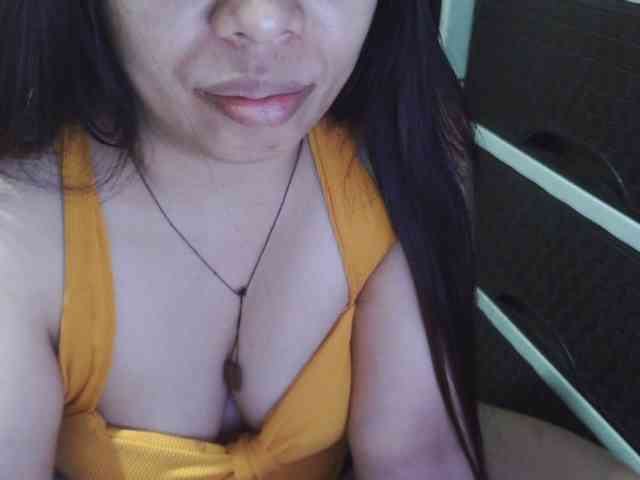 Cassiee webcam