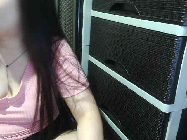 Cassiee webcam
