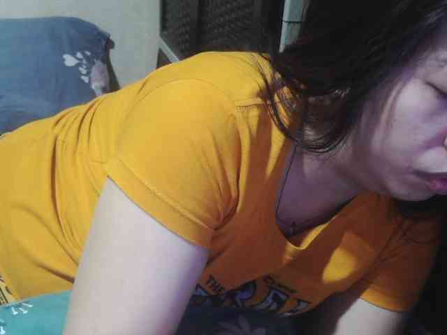 Cassiee webcam
