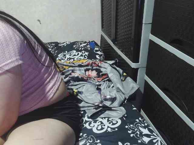 Cassiee webcam