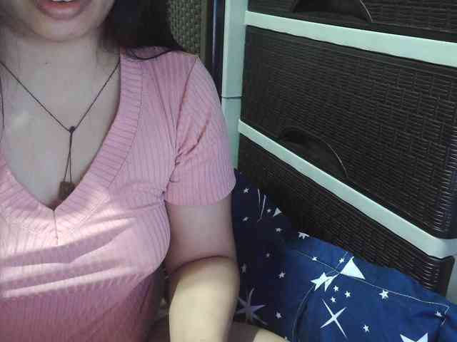 Cassiee webcam
