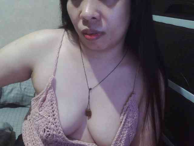 Cassiee webcam