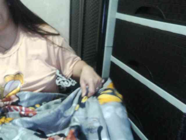 Cassiee webcam