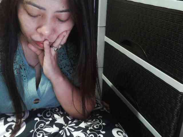 Cassiee webcam