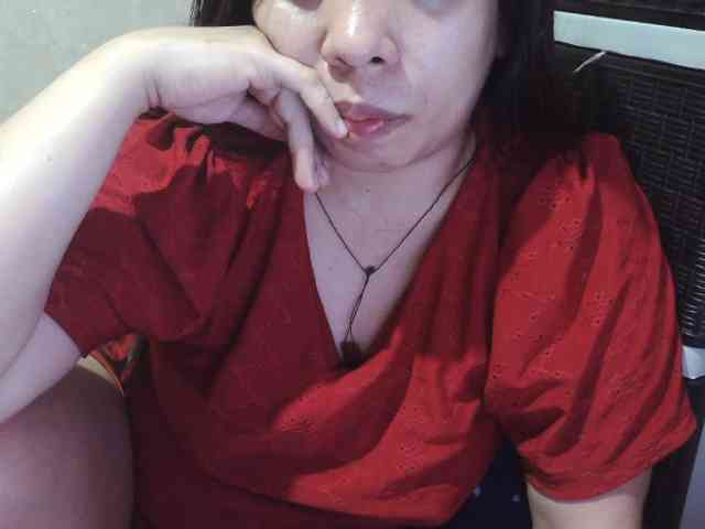 Cassiee webcam