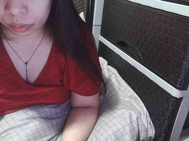 Cassiee webcam