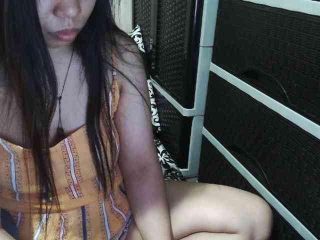 Cassiee webcam