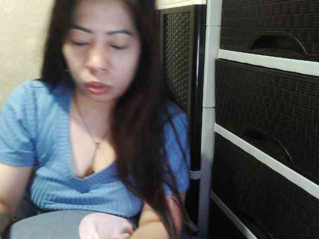 Cassiee webcam