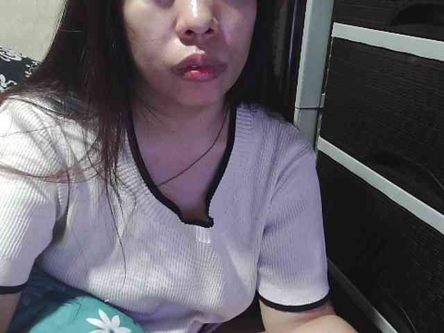 Cassiee webcam