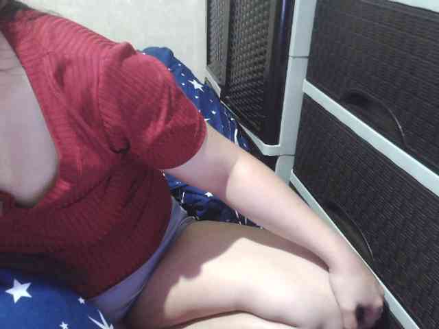 Cassiee webcam