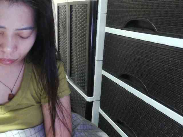 Cassiee webcam