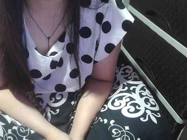 Cassiee webcam