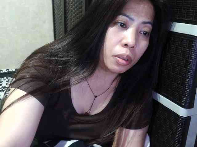 Cassiee webcam