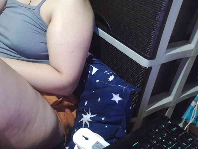 Cassiee webcam