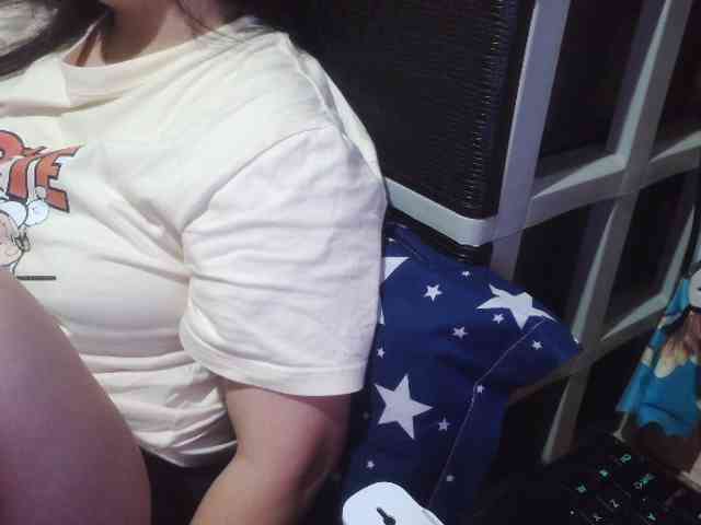 Cassiee webcam