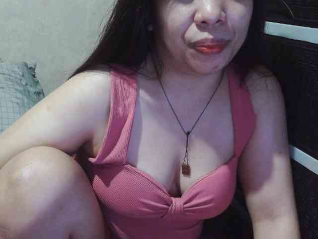 Cassiee webcam