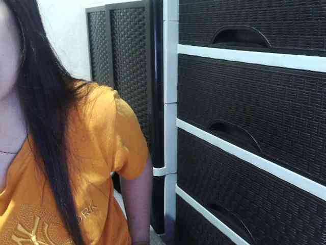 Cassiee webcam