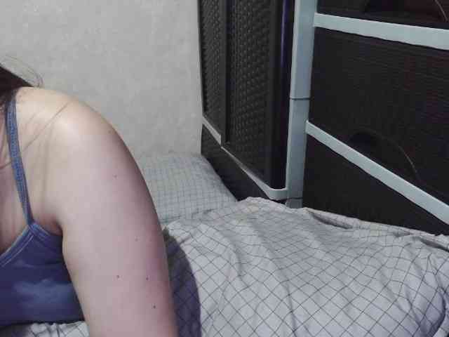 Cassiee webcam