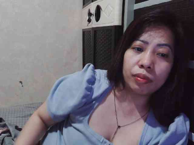 Cassiee webcam