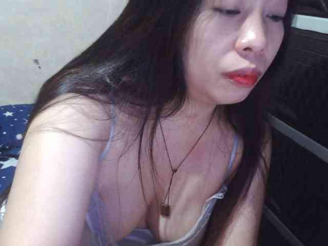 Cassiee webcam