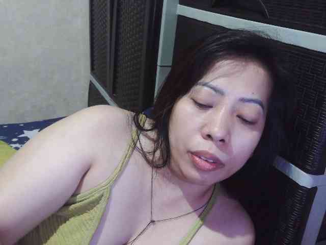 Cassiee webcam