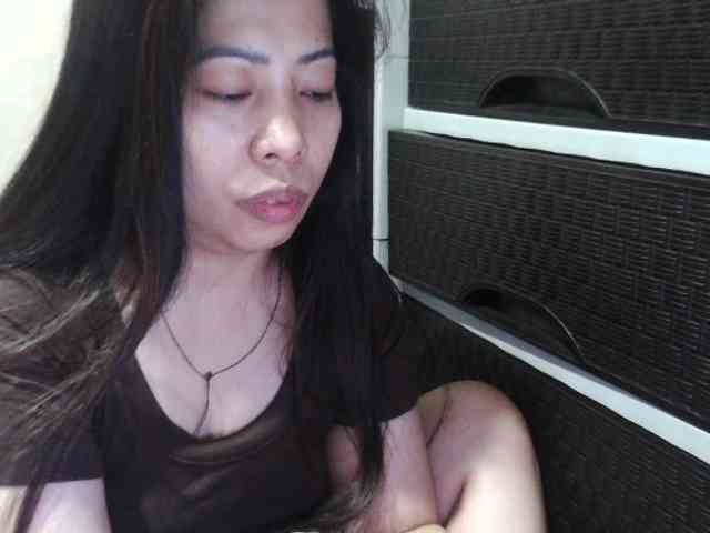 Cassiee webcam