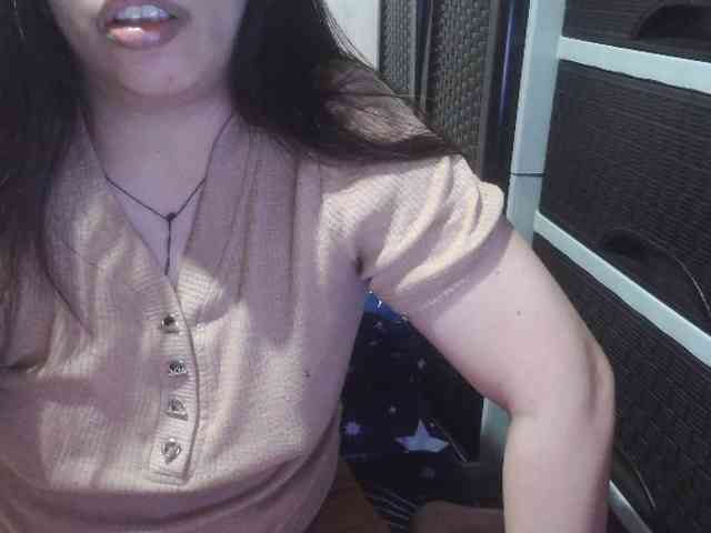 Cassiee webcam