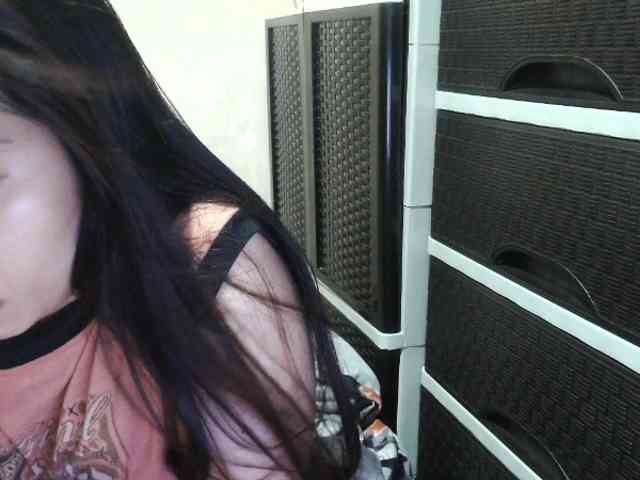 Cassiee webcam