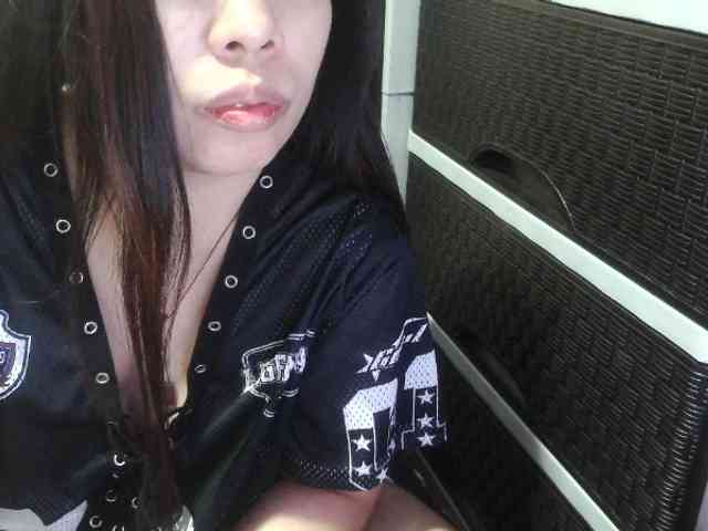 Cassiee webcam