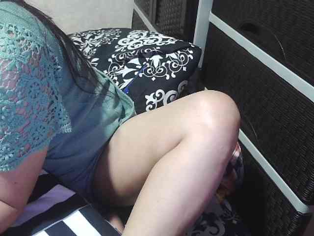 Cassiee webcam