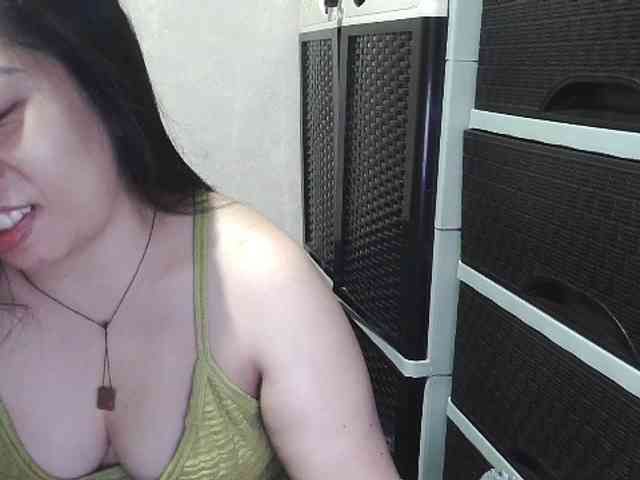 Cassiee webcam