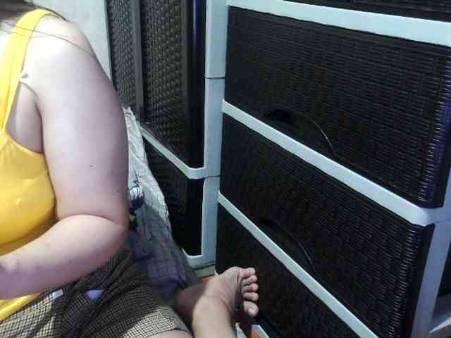 Cassiee webcam