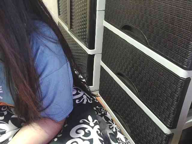 Cassiee webcam