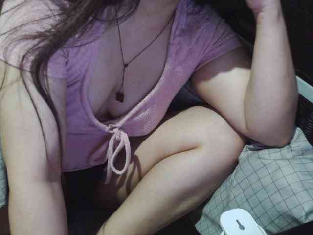 Cassiee webcam