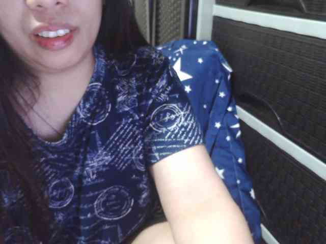 Cassiee webcam
