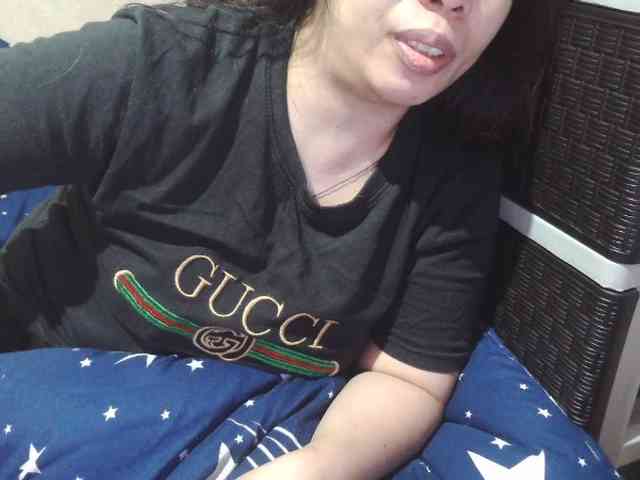Cassiee webcam