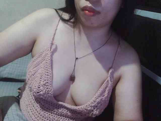 Cassiee webcam