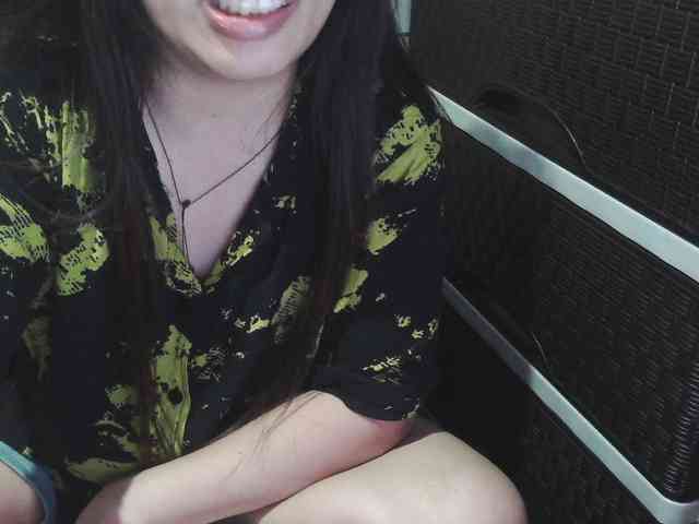 Cassiee webcam