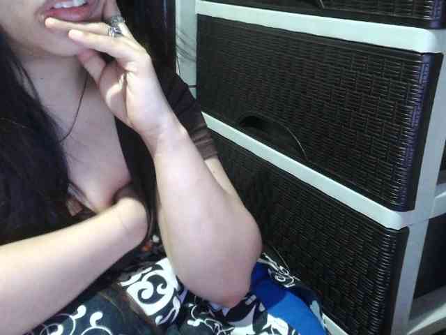 Cassiee webcam