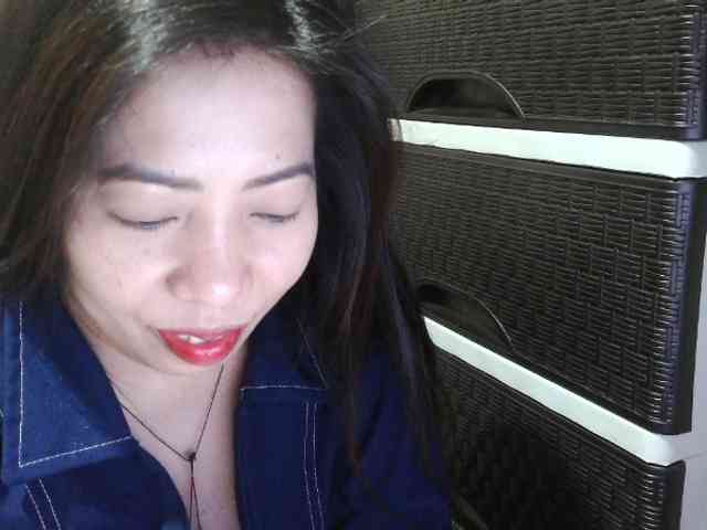 Cassiee webcam