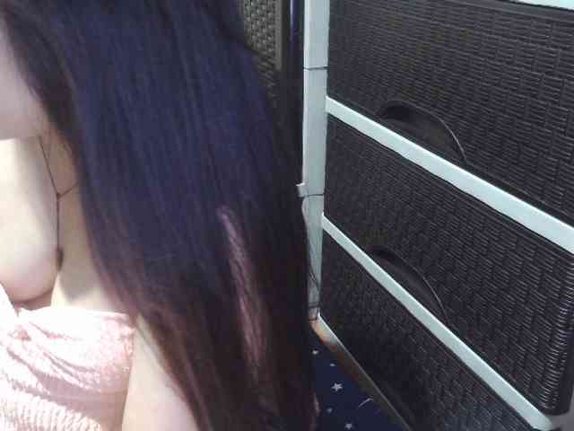 Cassiee webcam