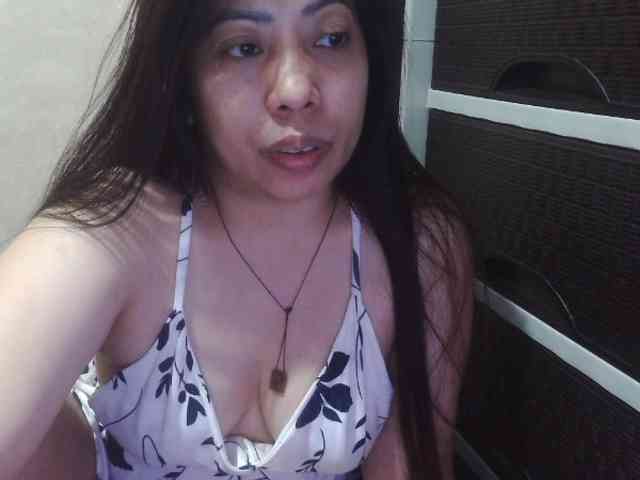 Cassiee webcam