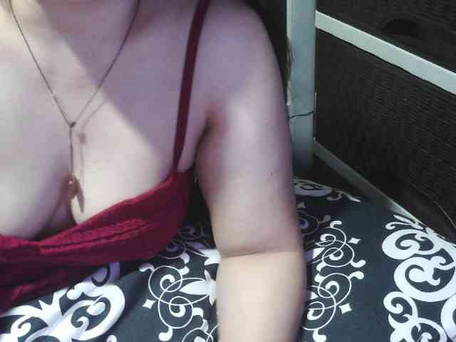 Kazzandra webcam
