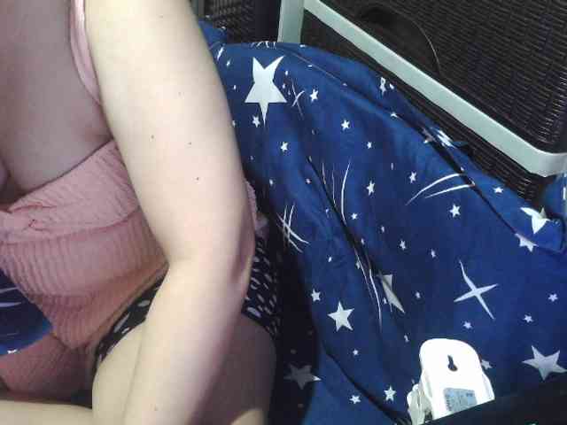 Cassiee webcam