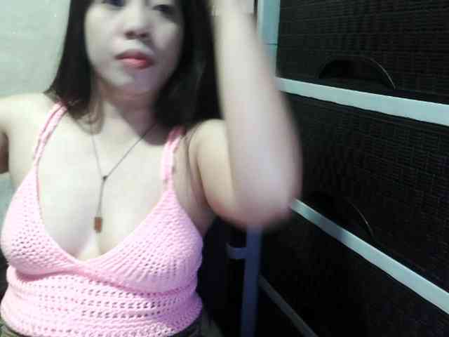 Cassiee webcam