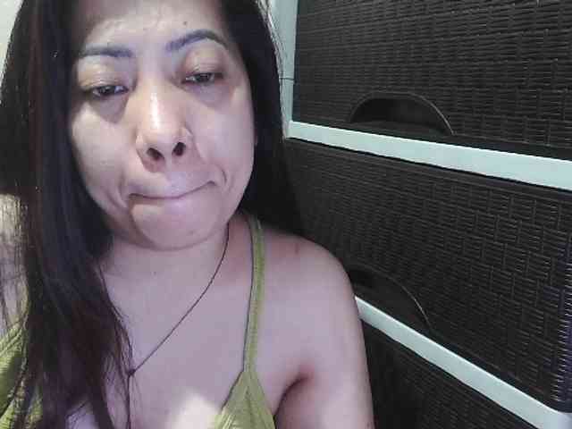 Cassiee webcam