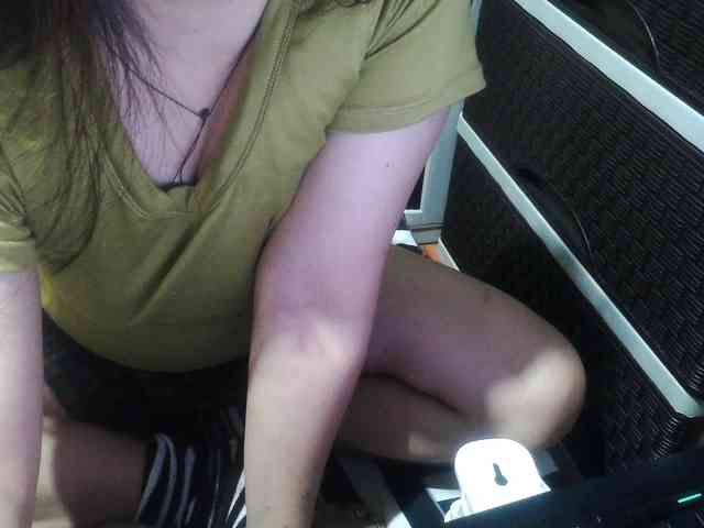 Cassiee webcam