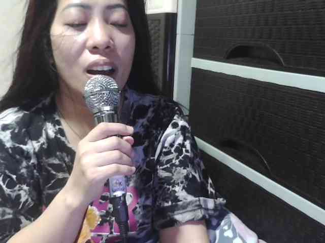 Kazzandra webcam