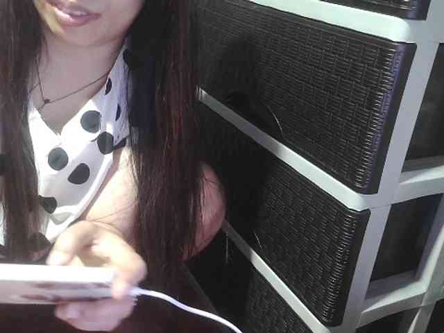 Cassiee webcam